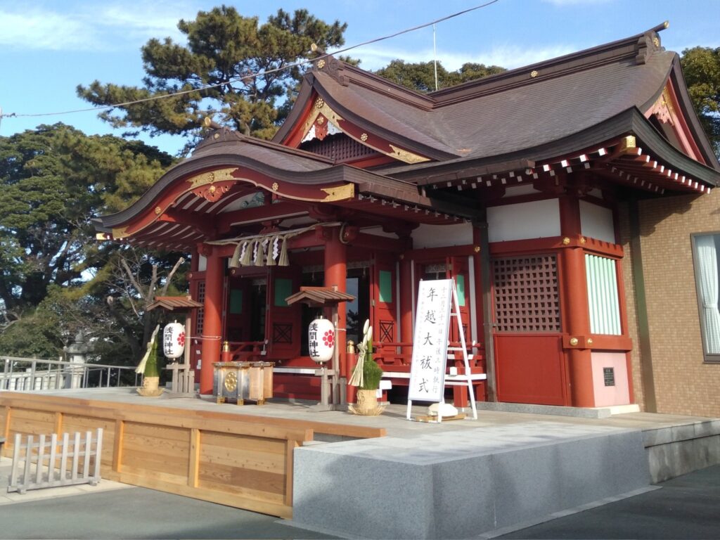 稲毛の初詣おすすめスポット！稲毛浅間神社：安産・子育ての神様と歴史ある松林