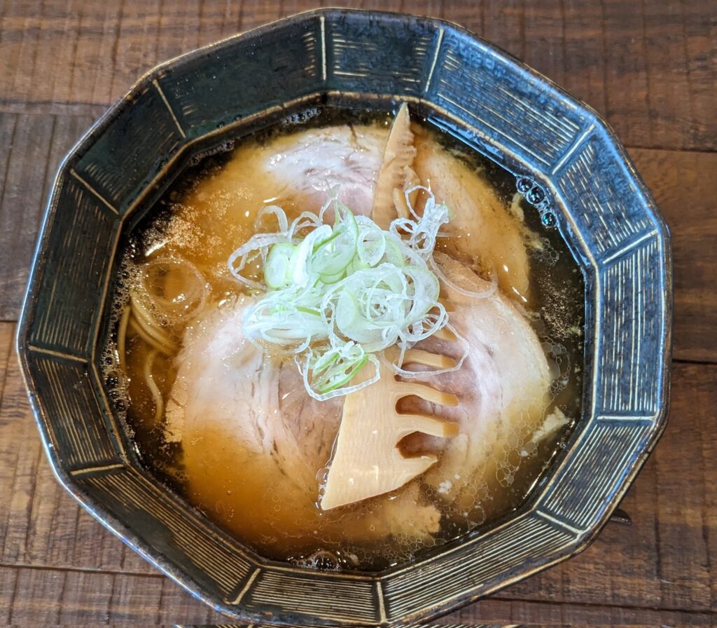 【古民家ヌードゥル 黒揚羽森住】大網白里で味わう癒しと絶品ラーメンを堪能