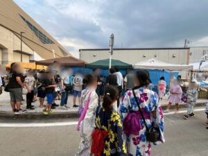 鎌ケ谷駅前夏まつりの様子