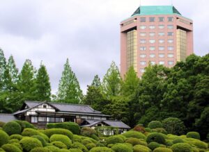 長柄町のリソルの森にあるホテル トリニティ書斎とスイス亭
