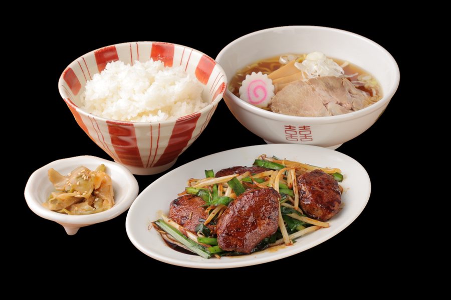レバニラ炒め、ご飯、中華そば、搾菜のランチセット