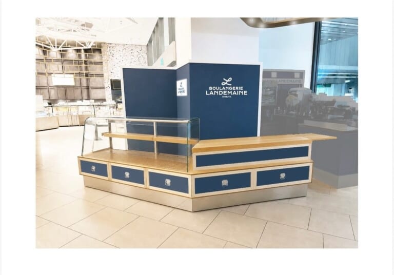 紺色の壁に「BOULANGERIE LANDEMAINE」のロゴが入ったエキュートエディション渋谷店の売場イメージ図