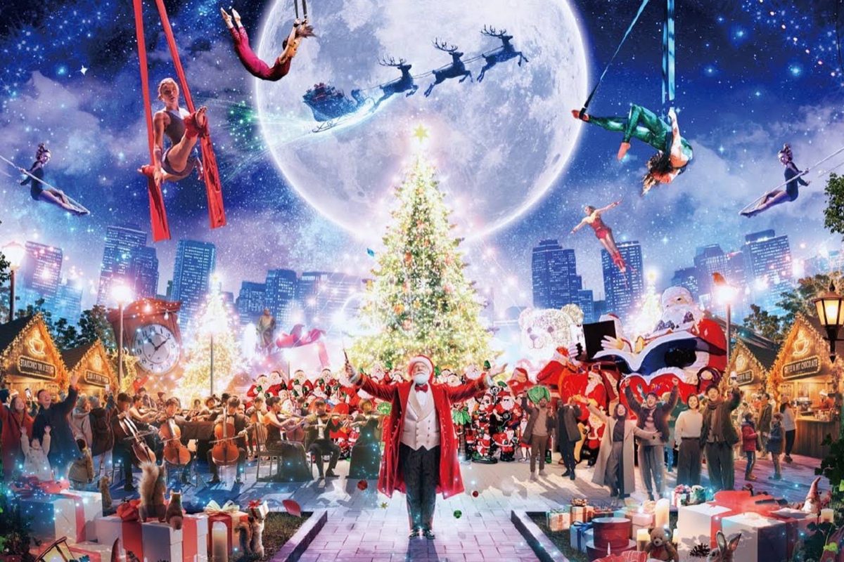 満月を背にした大きなクリスマスツリーと、その上空で演技する空中パフォーマー、ツリーを囲むヒュッテと人だかりを描いたイメージ